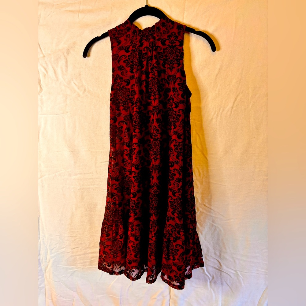 Red/black dress size small